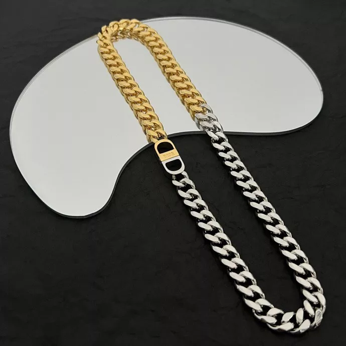 Christian Dior Necklaces Stylish 3111