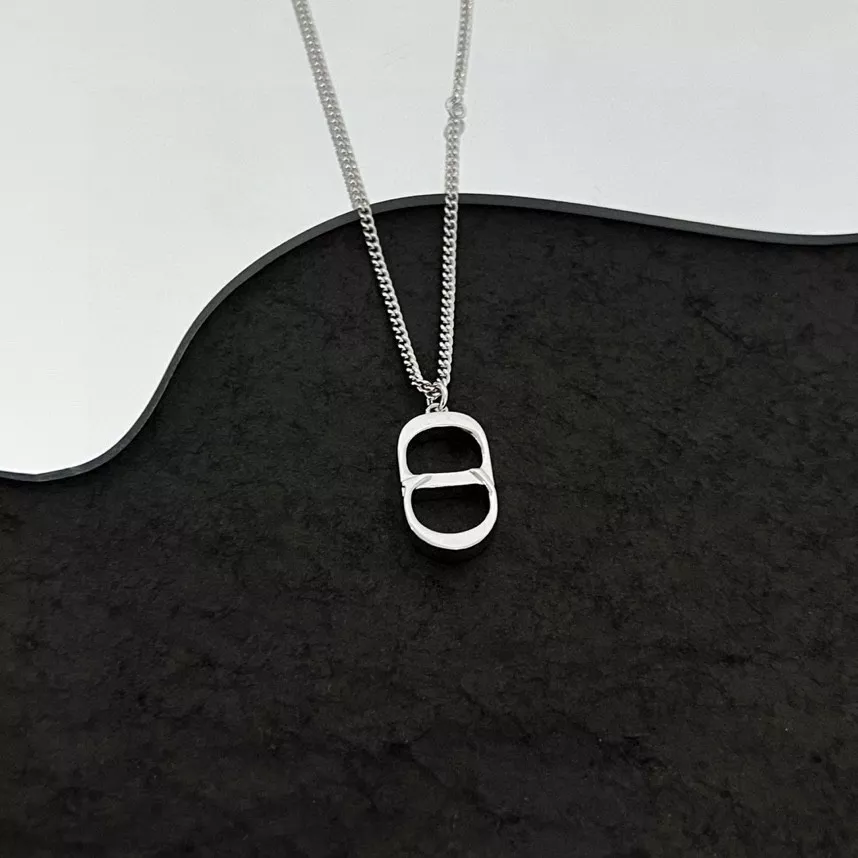 Christian Dior Necklaces Versatile 1692