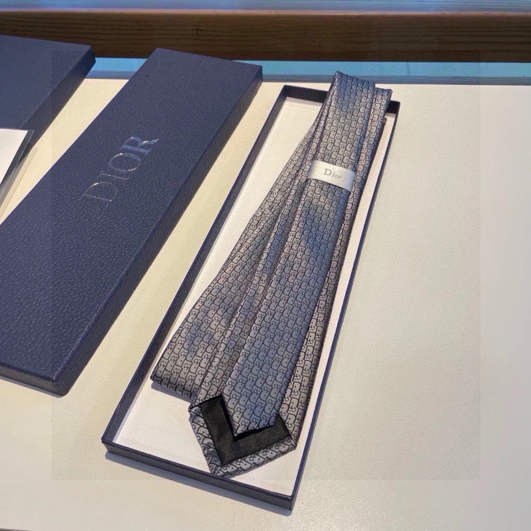 Christian Dior Necktie For Men Versatile 9665
