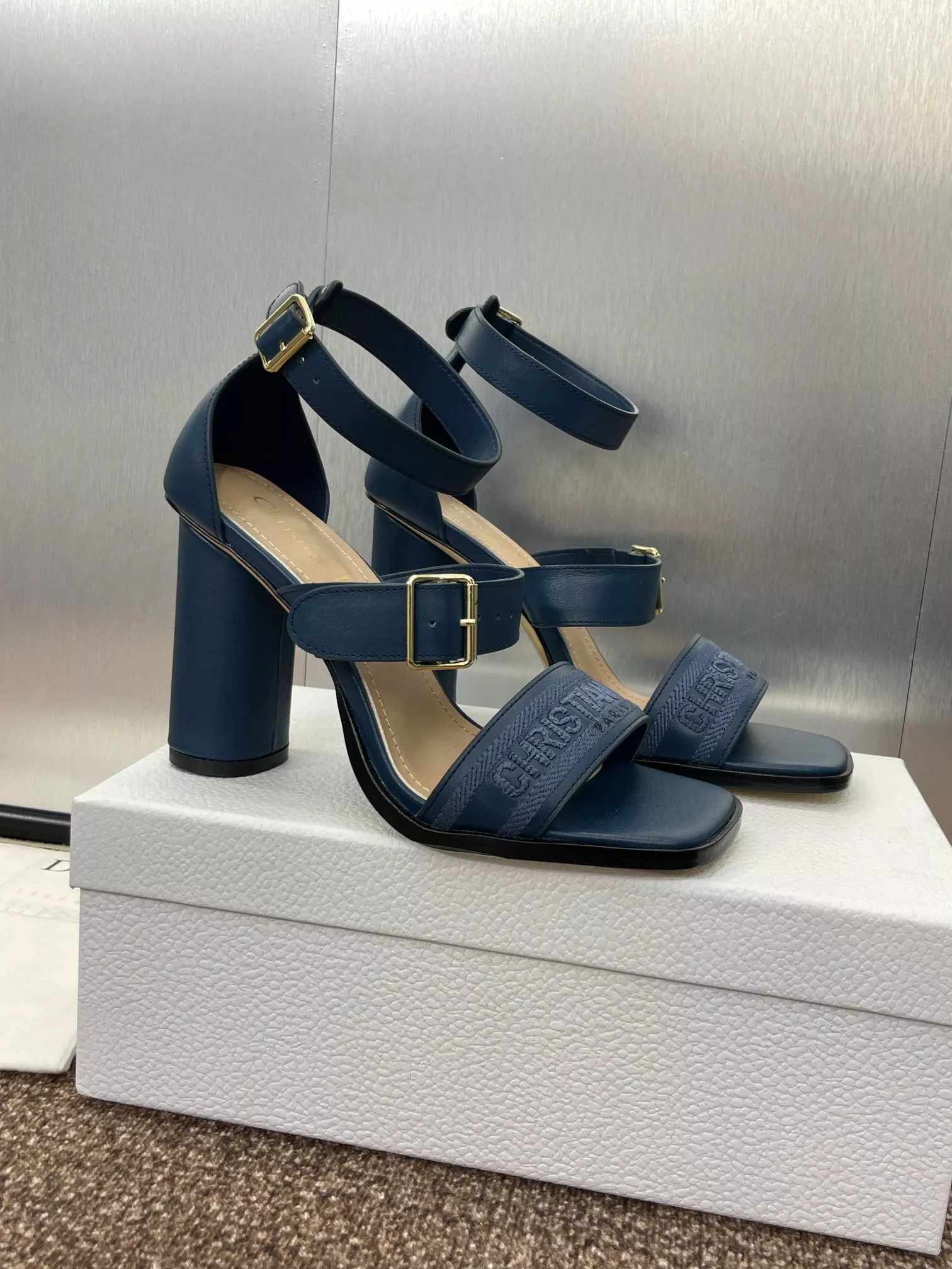Christian Dior Sandal For Women Bold 8509