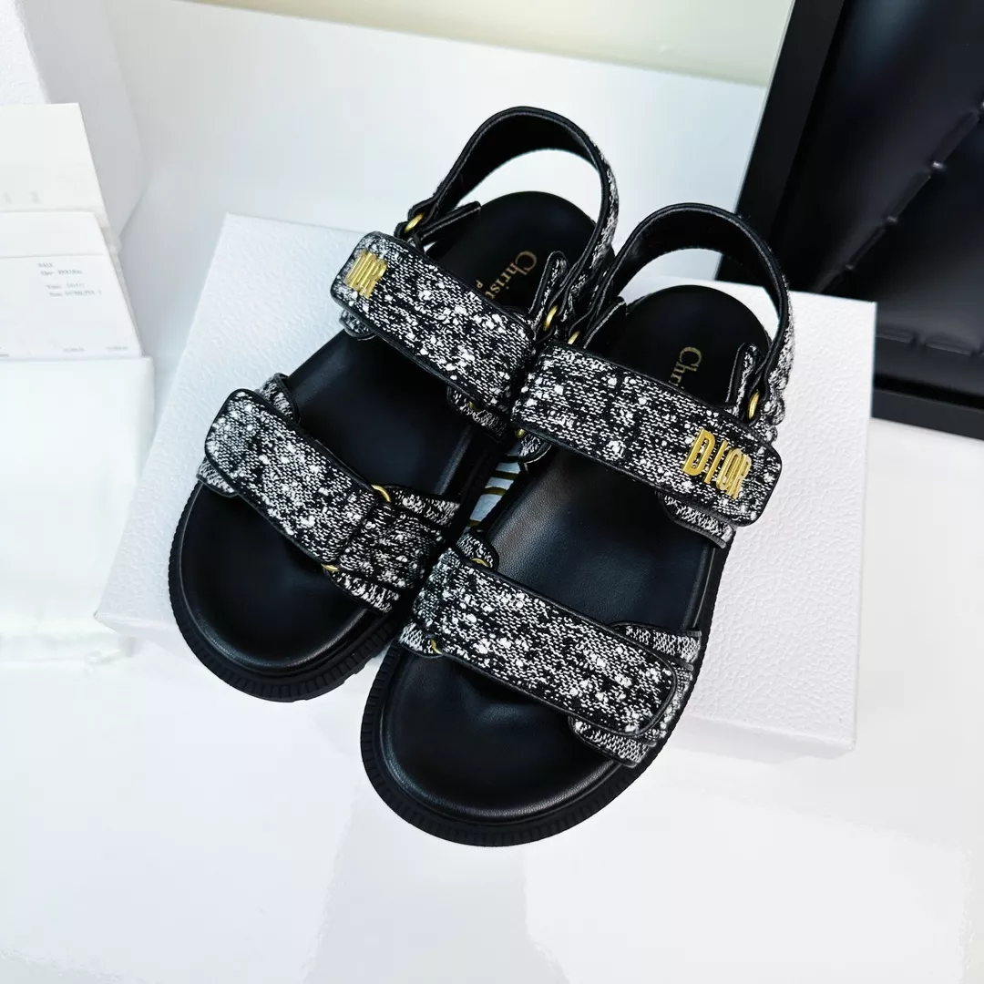 Christian Dior Sandal For Women Compact 7419