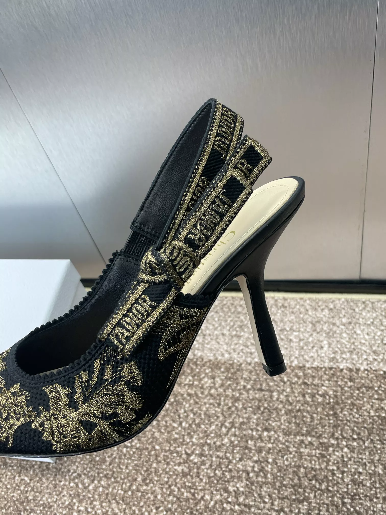 Christian Dior Sandal For Women DailyWear 3717