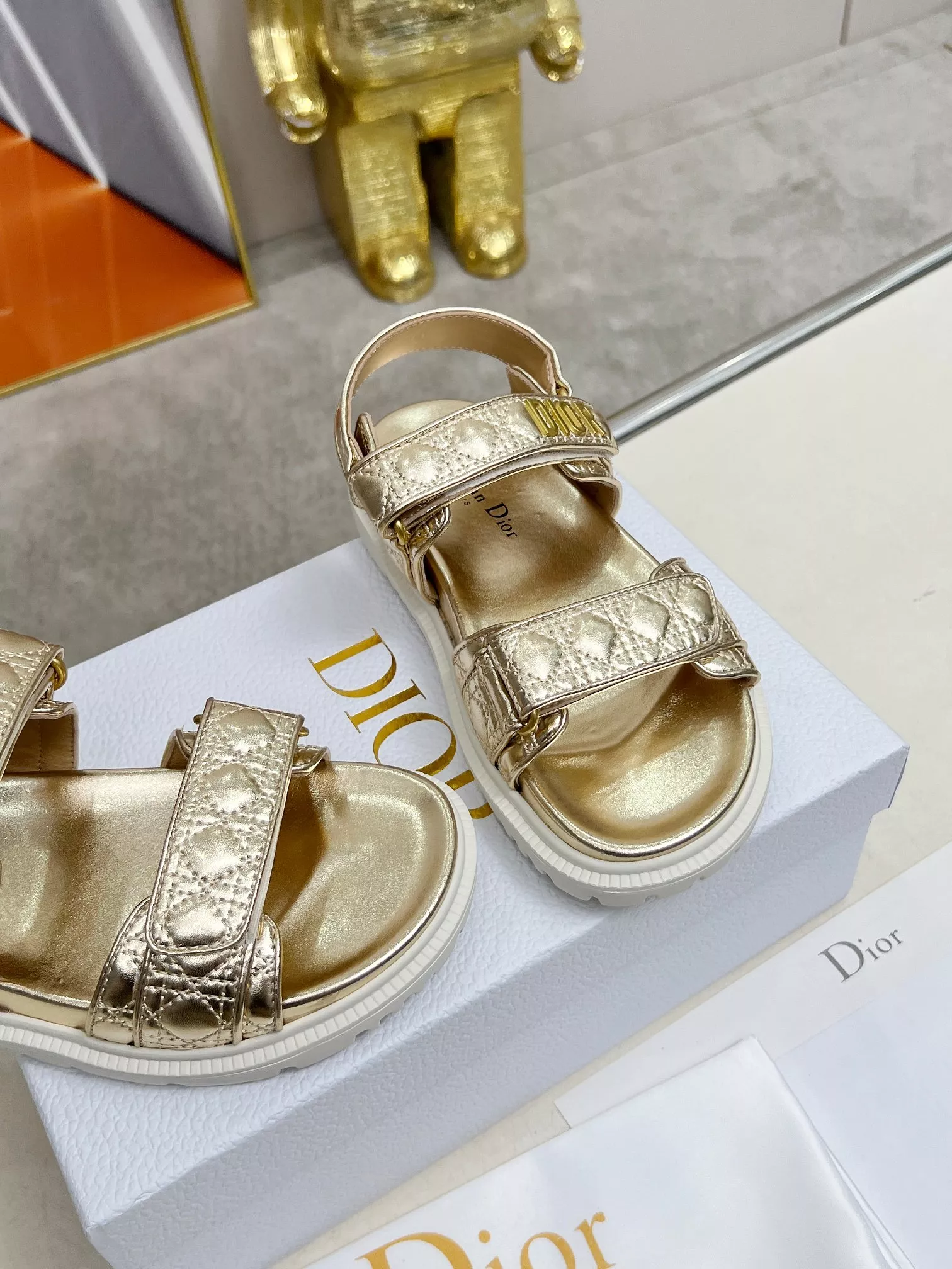 Christian Dior Sandal For Women Durable 3932