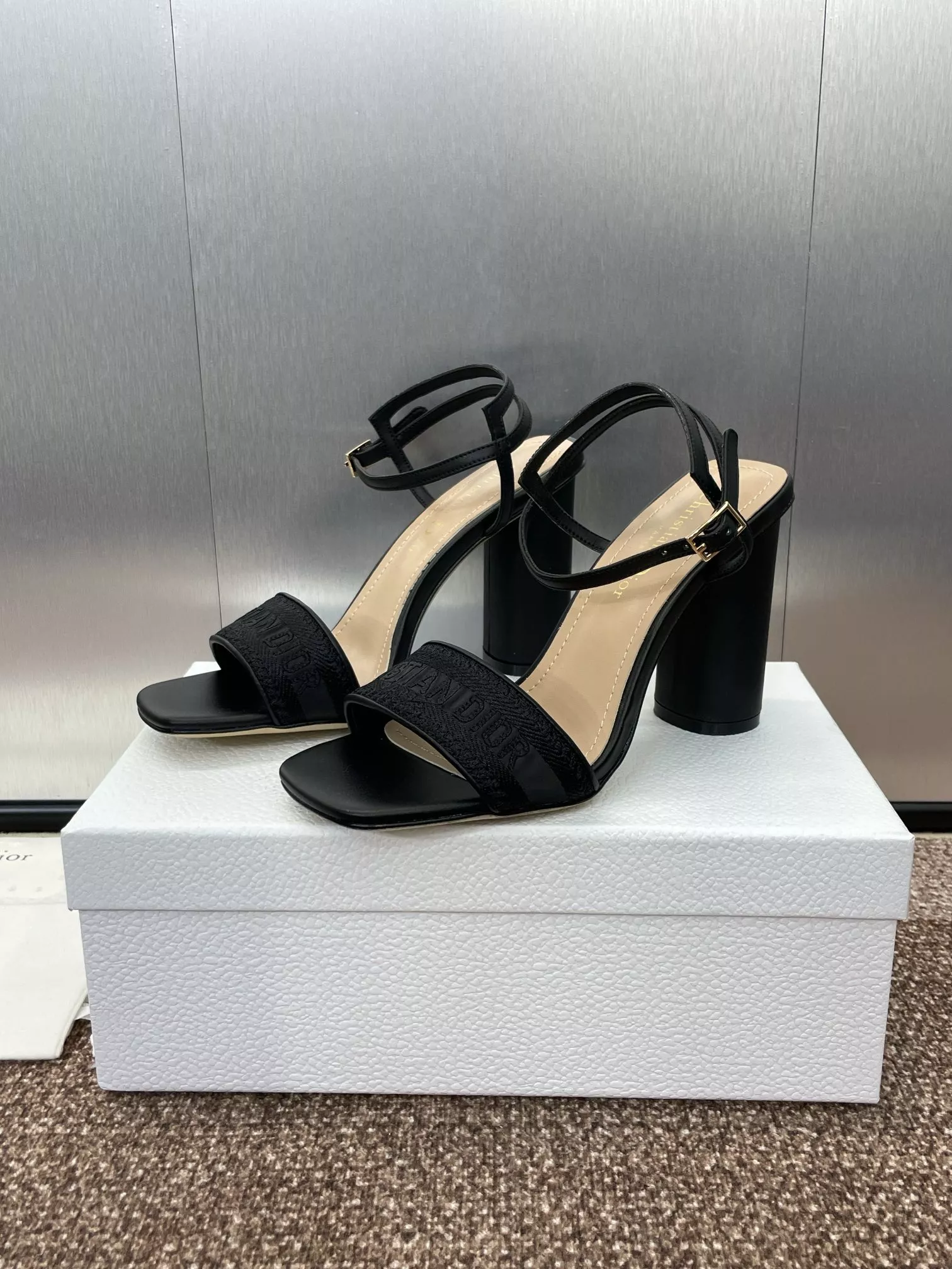 Christian Dior Sandal For Women Durable 6872