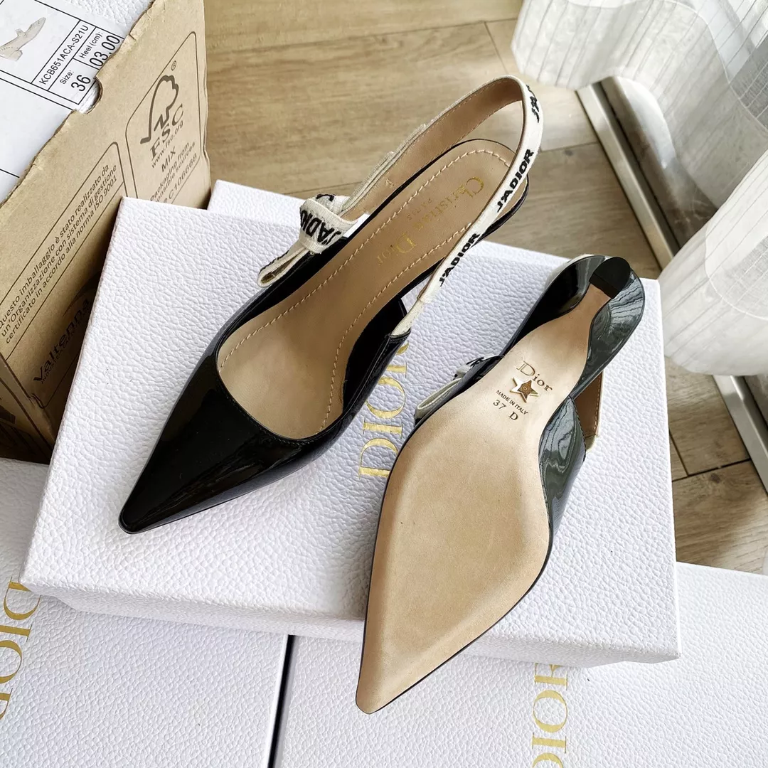 Christian Dior Sandal For Women Elegant 2914