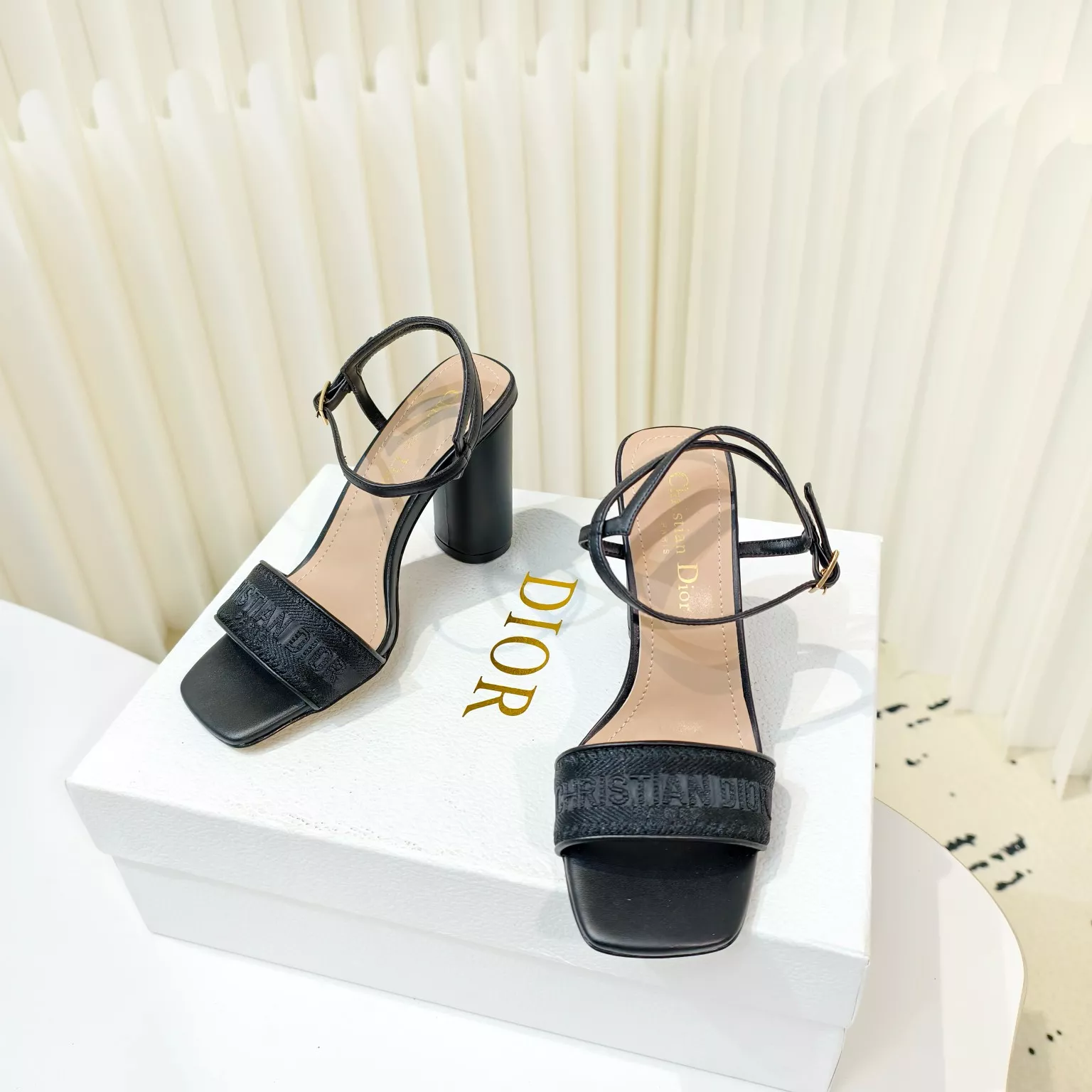 Christian Dior Sandal For Women Lightweight 7509
