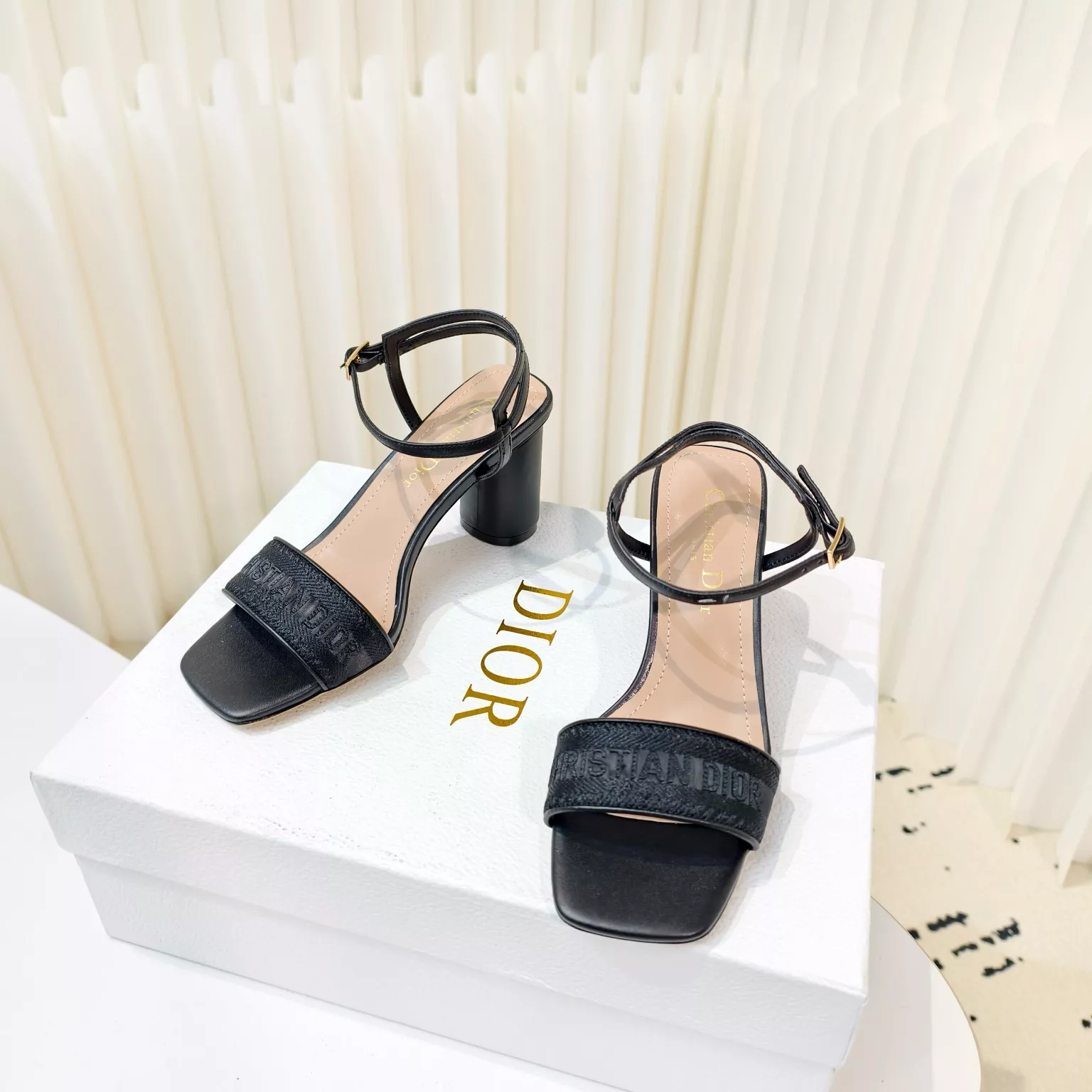 Christian Dior Sandal For Women Lightweight 8727