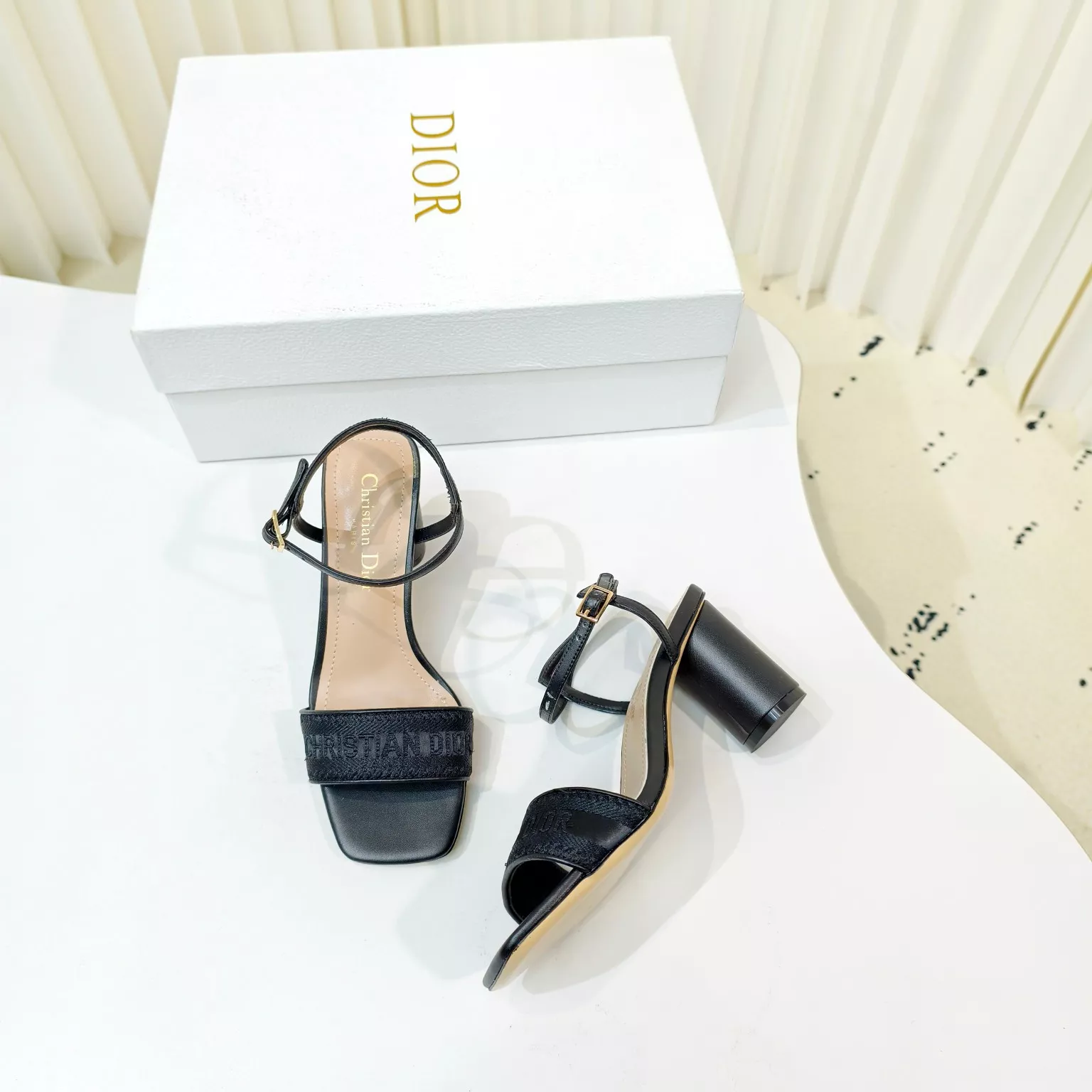 Christian Dior Sandal For Women Lightweight 8727