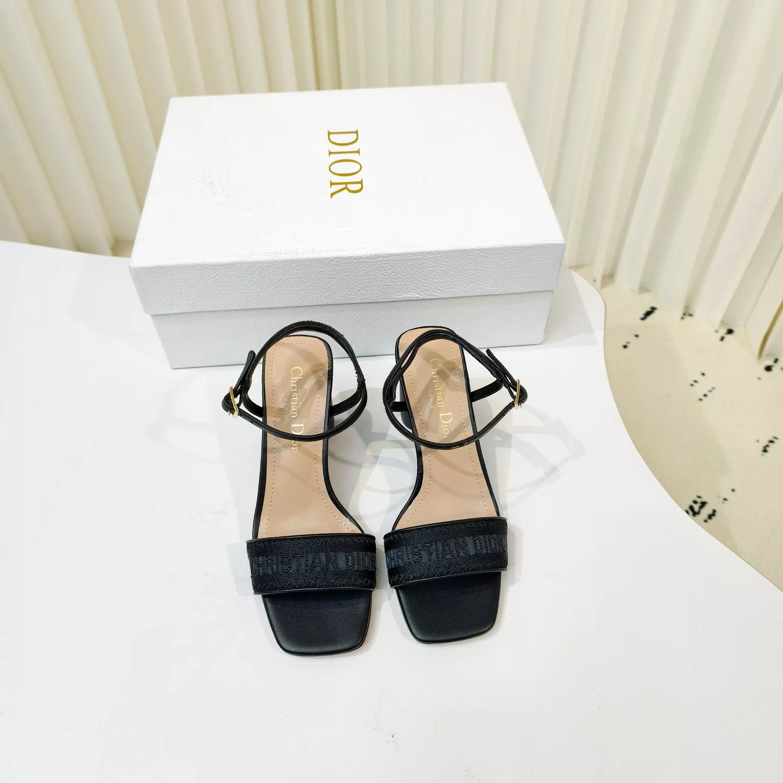 Christian Dior Sandal For Women Lightweight 8727