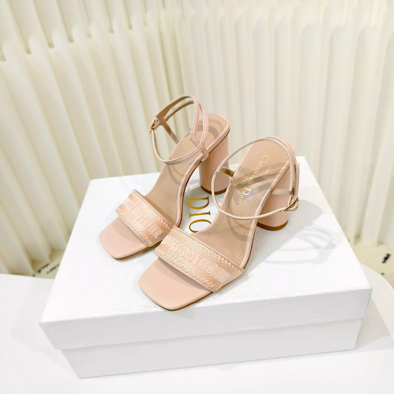 Christian Dior Sandal For Women Lightweight 9670