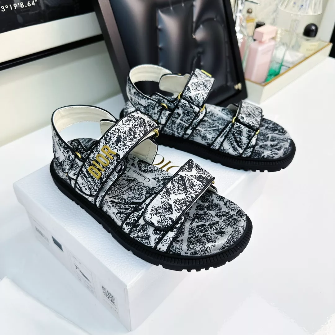 Christian Dior Sandal For Women Practical 6738