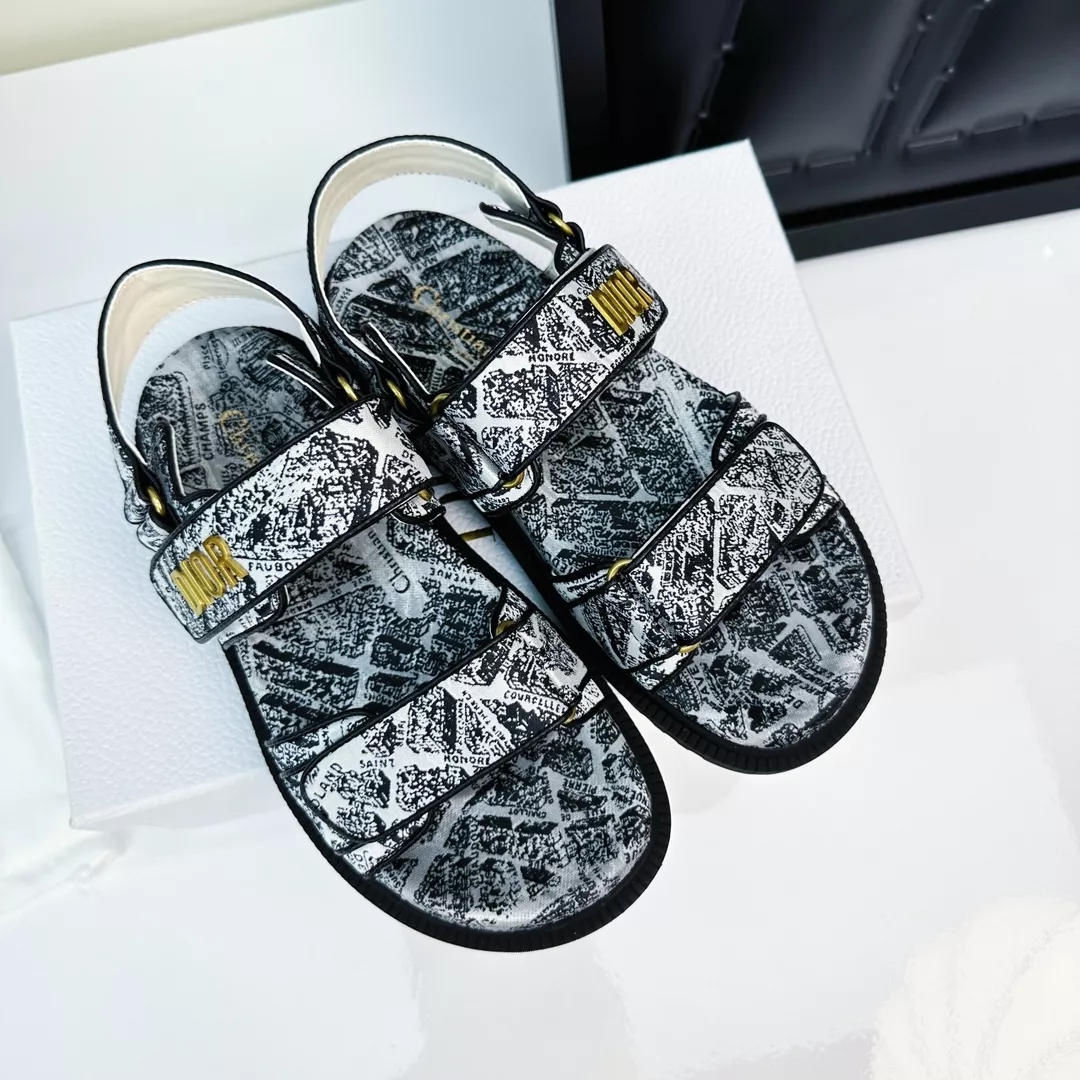 Christian Dior Sandal For Women Practical 6738