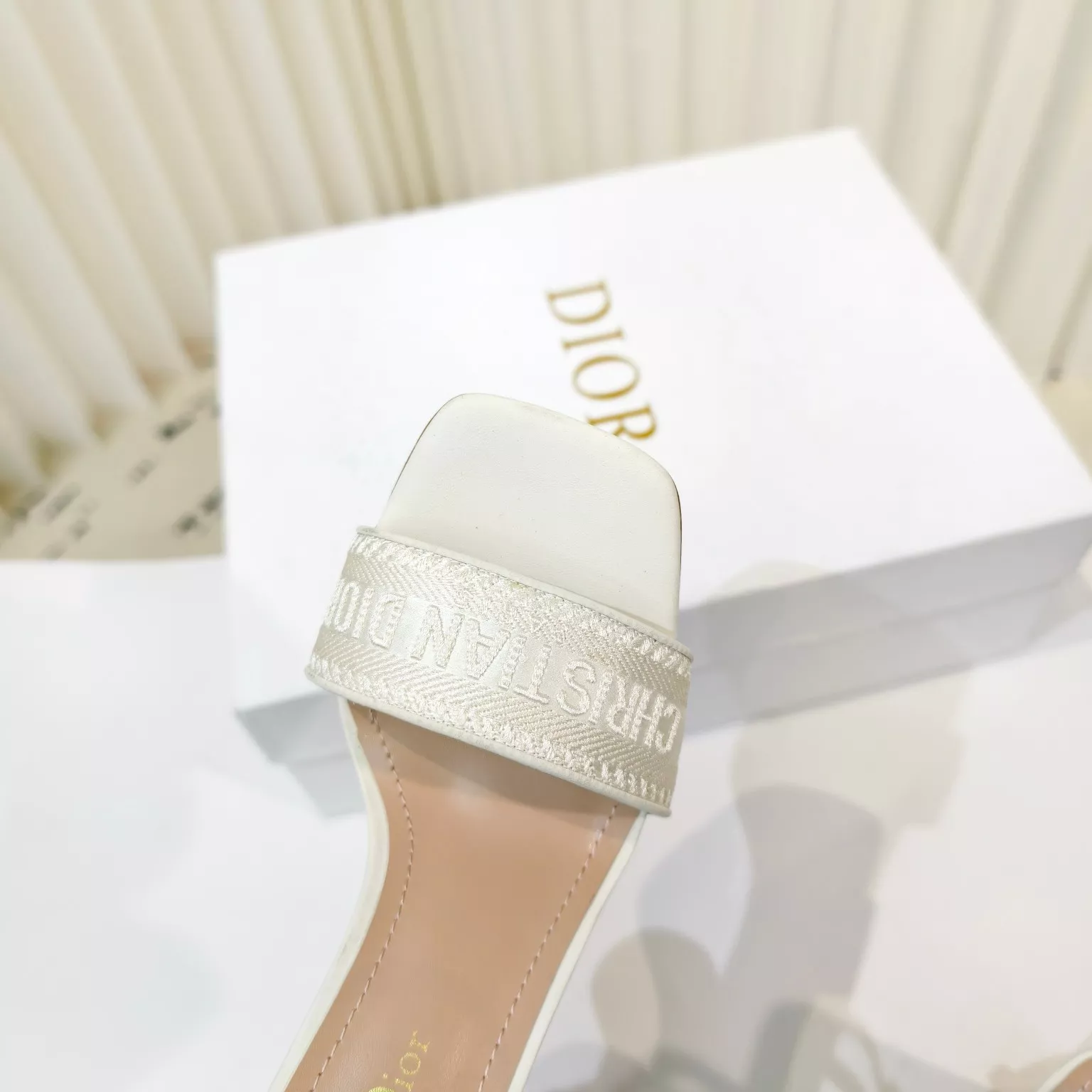 Christian Dior Sandal For Women Reliable 9243