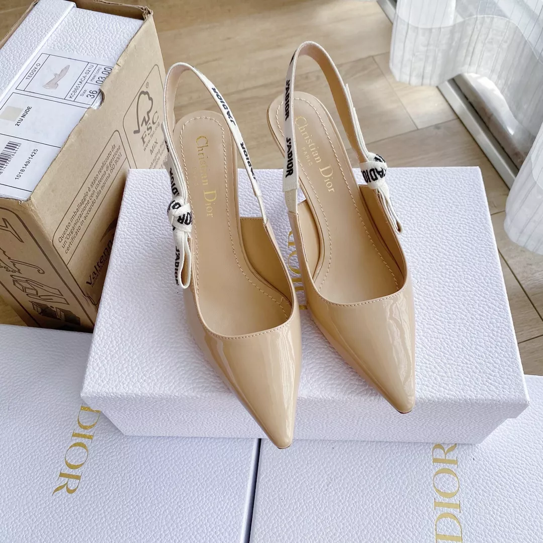 Christian Dior Sandal For Women Sleek 4758