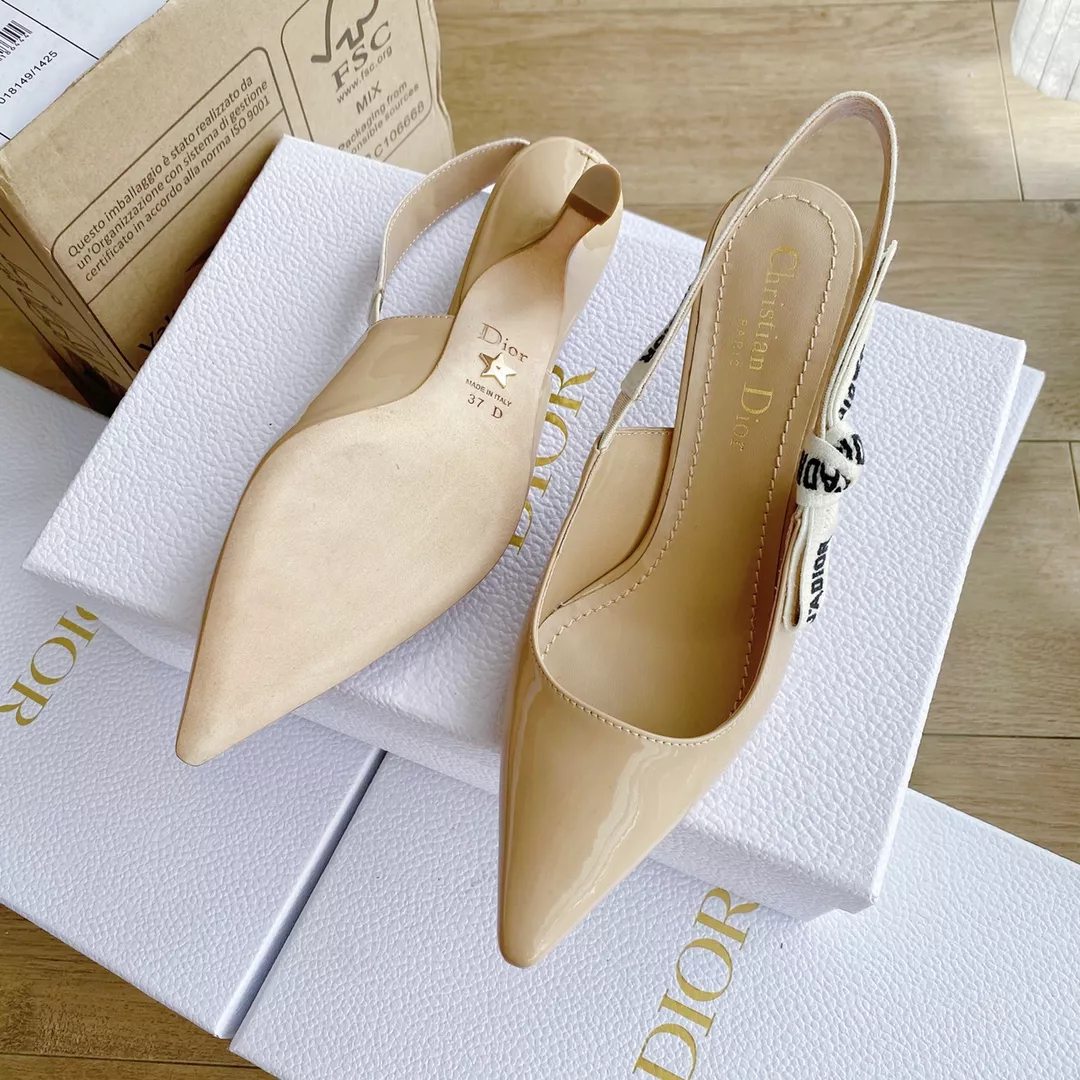 Christian Dior Sandal For Women Sleek 4758