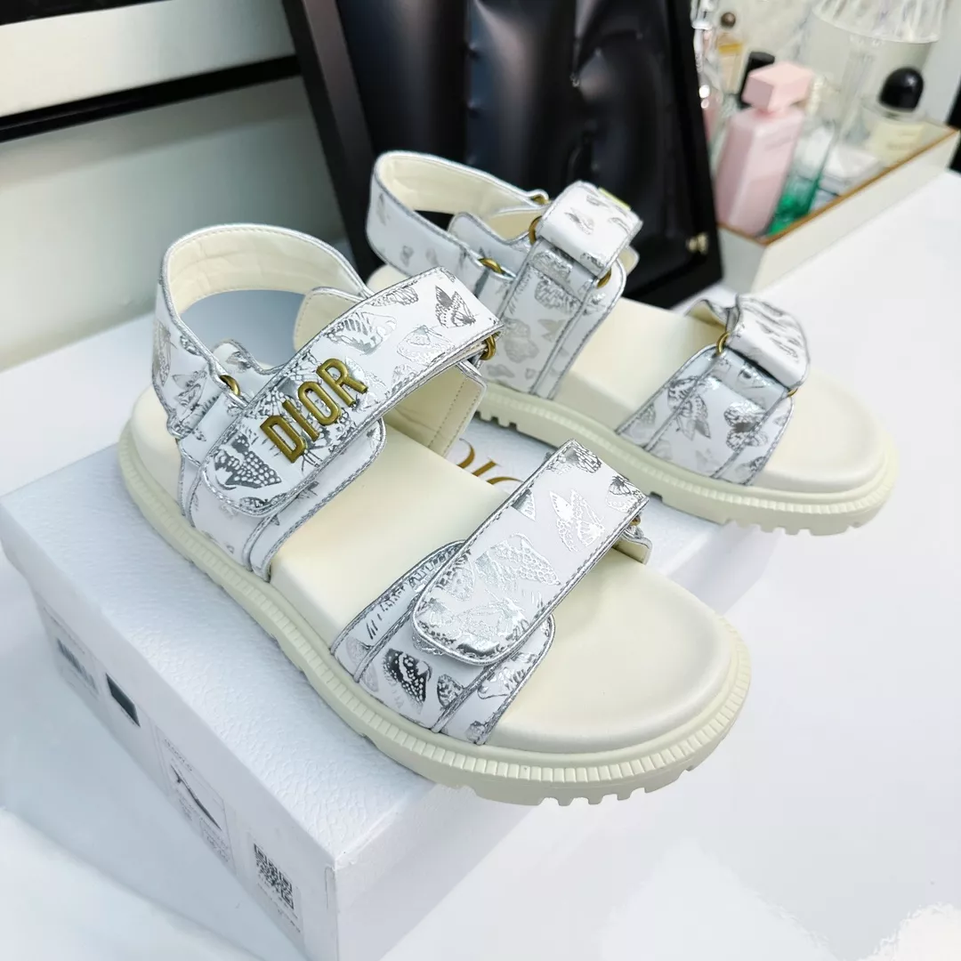 Christian Dior Sandal For Women Sleek 9342