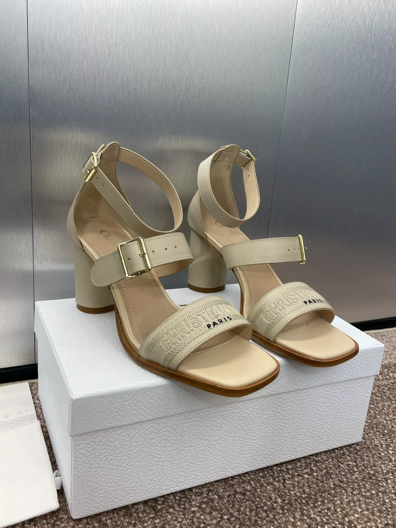 Christian Dior Sandal For Women Trendsetting 9393