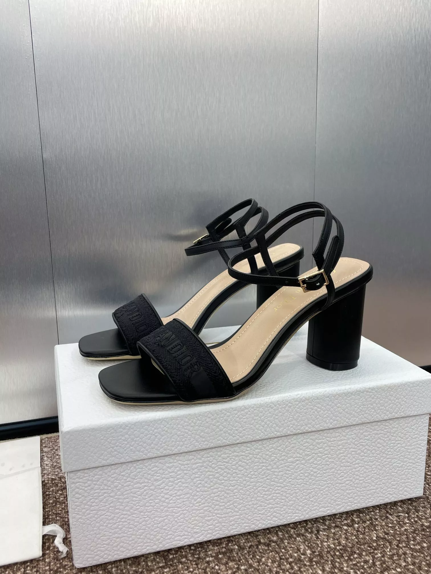 Christian Dior Sandal For Women UrbanStyle 9273