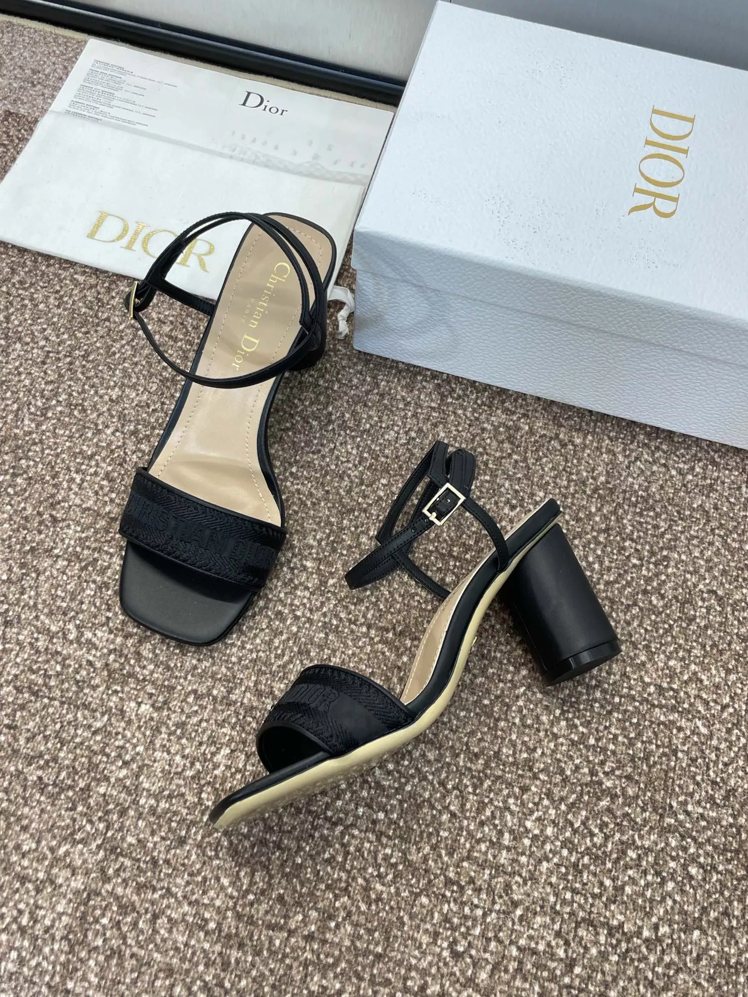 Christian Dior Sandal For Women UrbanStyle 9273