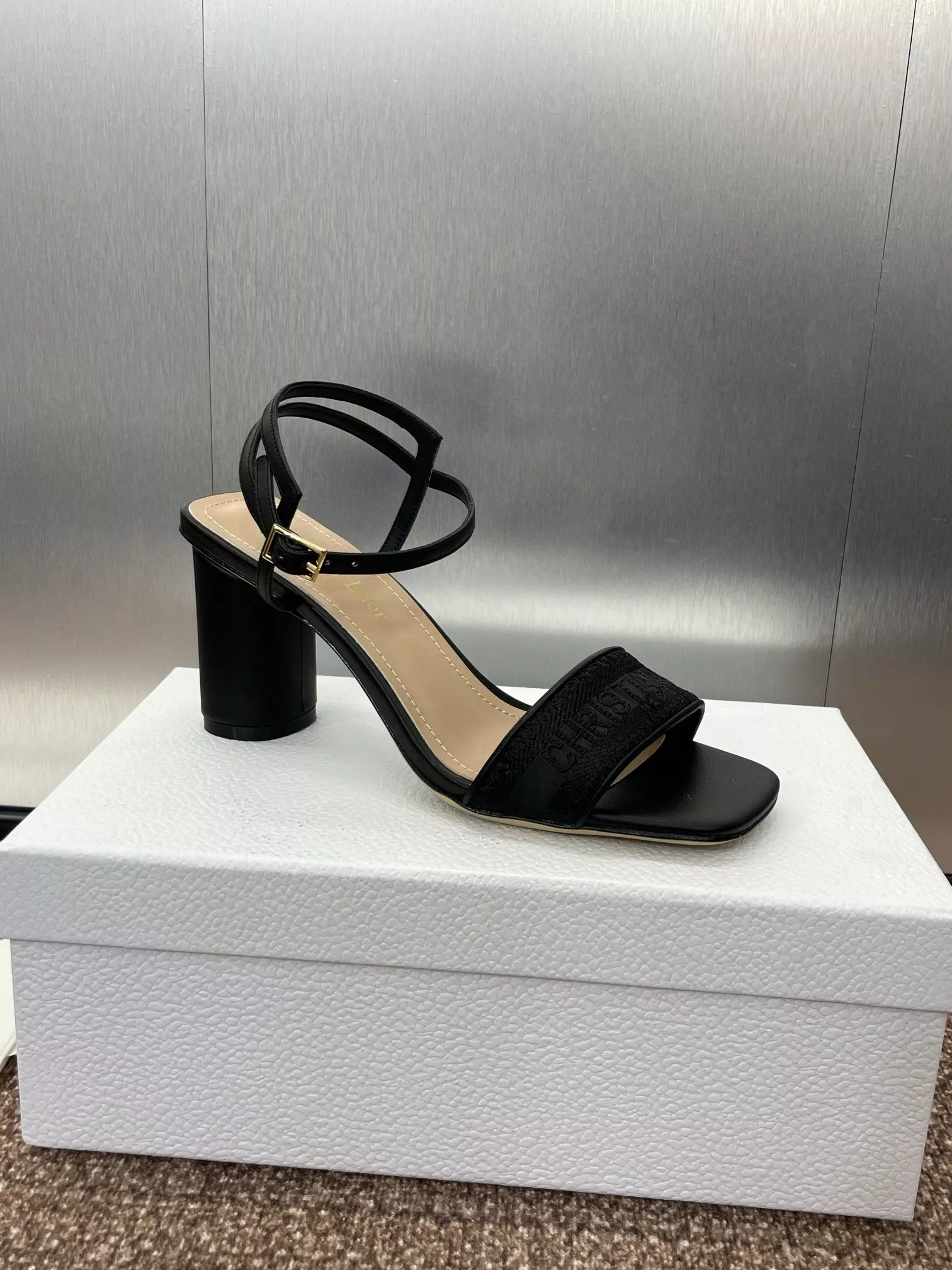 Christian Dior Sandal For Women UrbanStyle 9273
