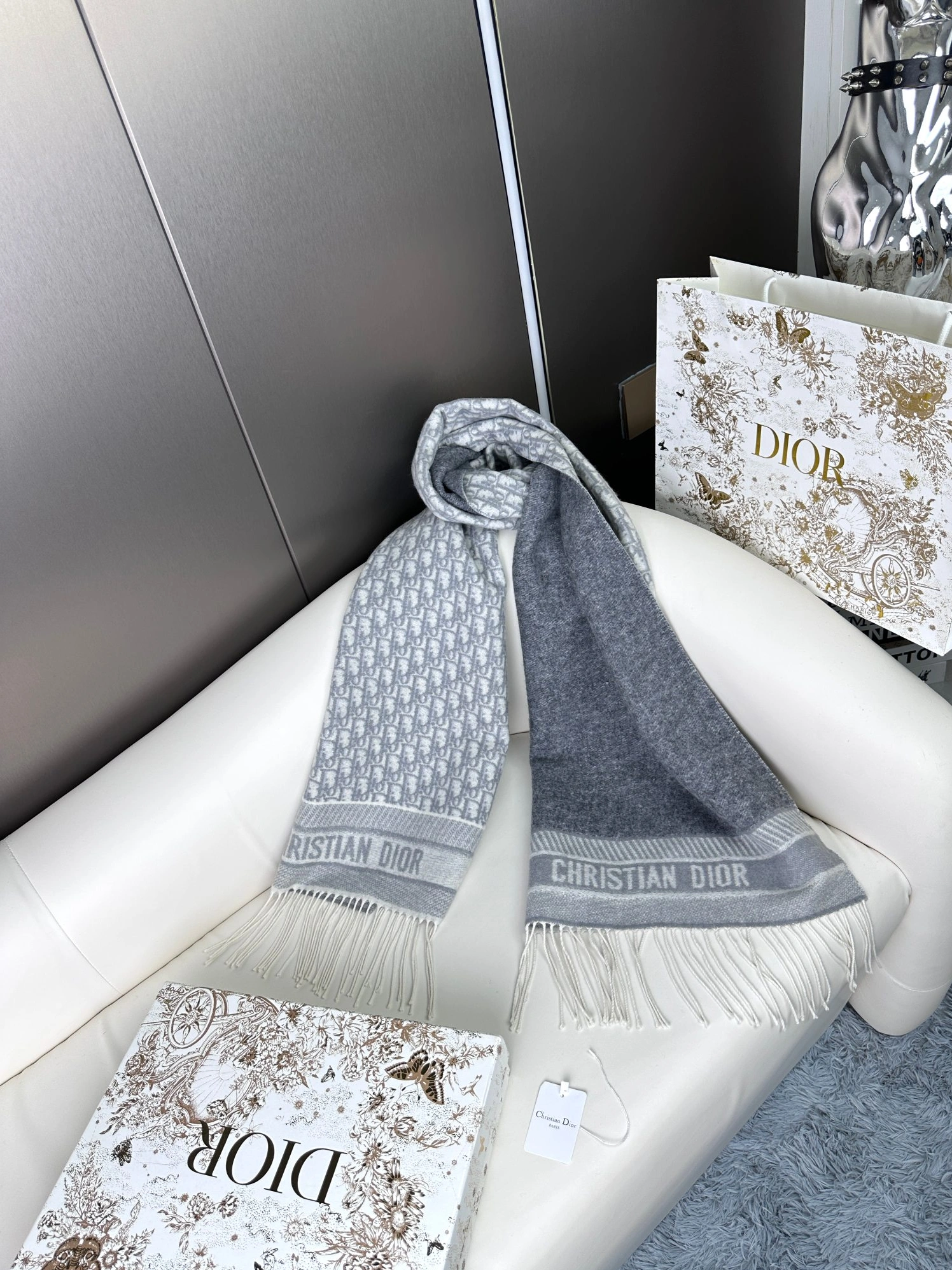 Christian Dior Scarf EasyMatch 1565