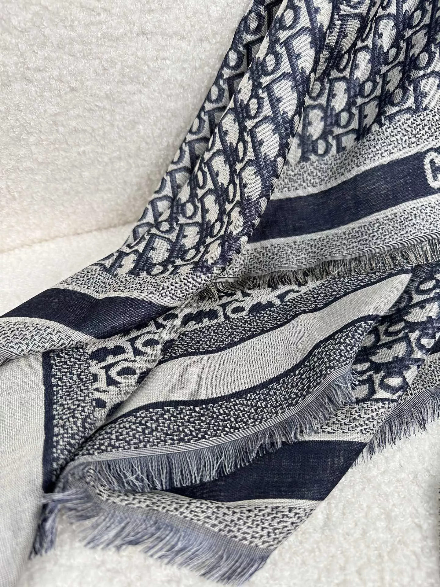 Christian Dior Scarf For Women StreetReady 7365