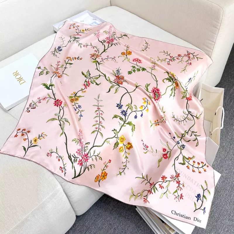 Christian Dior Silk Squares Bold 5610