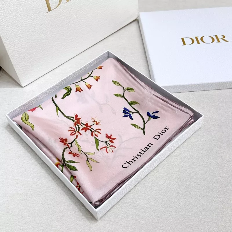 Christian Dior Silk Squares Bold 5610