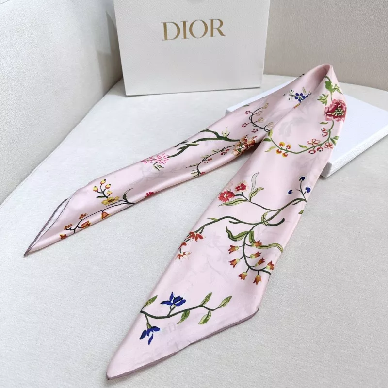 Christian Dior Silk Squares Bold 5610