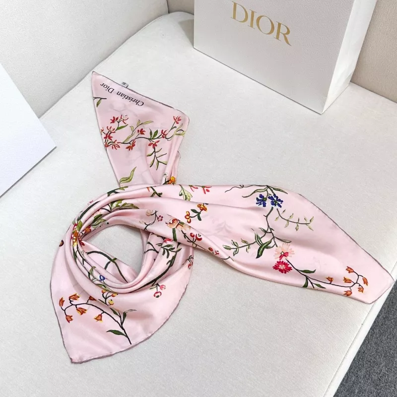 Christian Dior Silk Squares Bold 5610