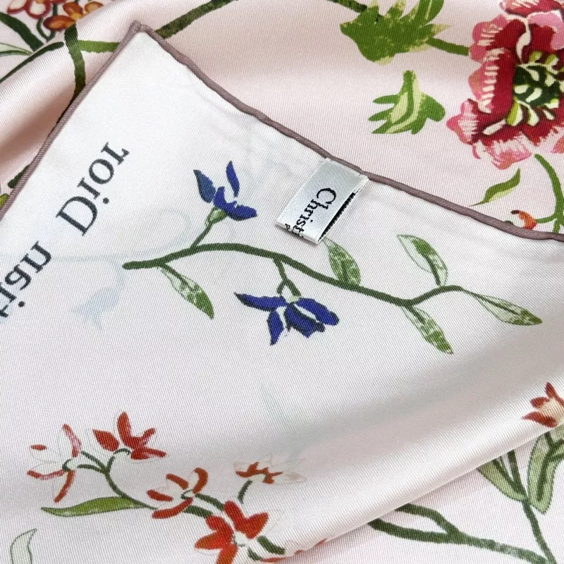 Christian Dior Silk Squares Bold 5610