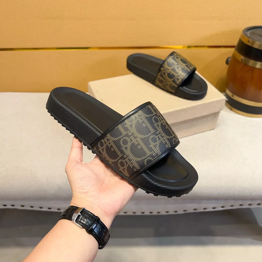 Christian Dior Slippers For Men Minimalist 3509