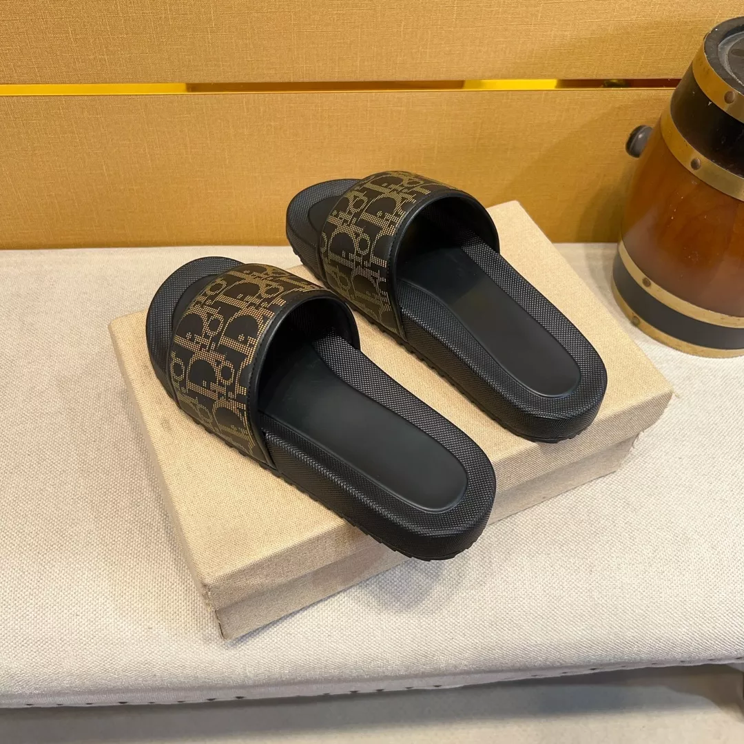 Christian Dior Slippers For Men Minimalist 3509
