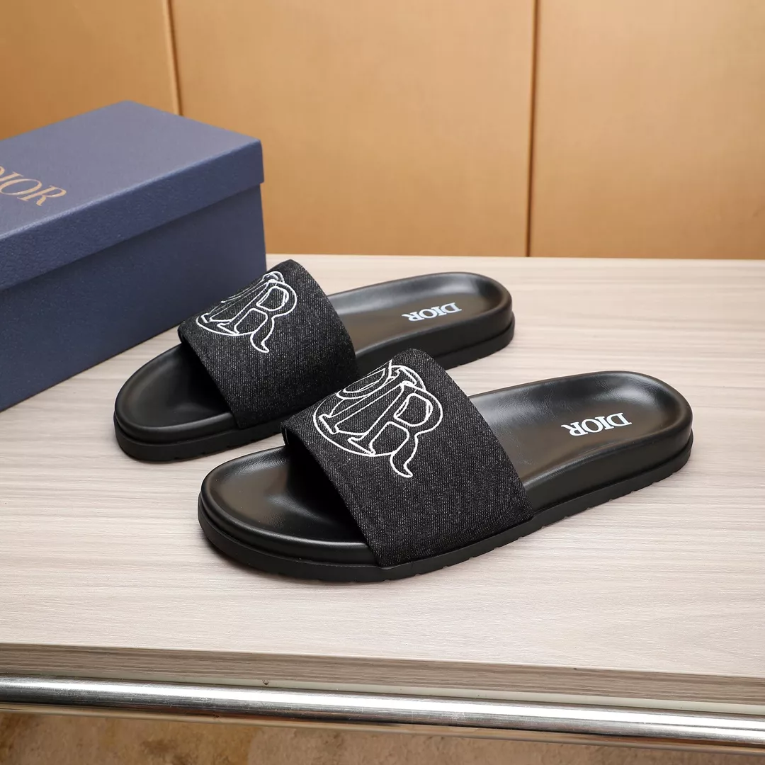 Christian Dior Slippers For Men Practical 684