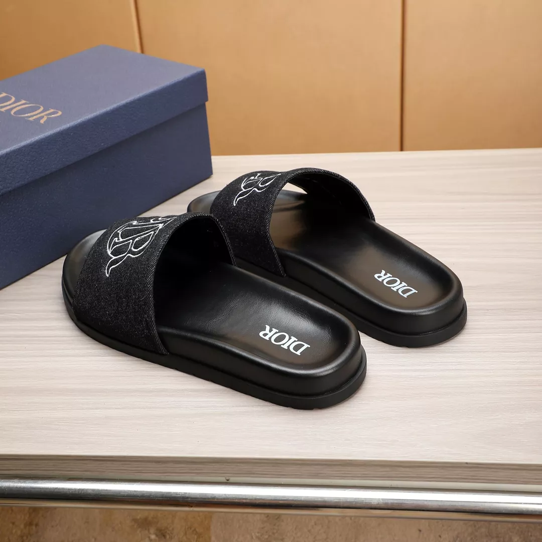 Christian Dior Slippers For Men Practical 684