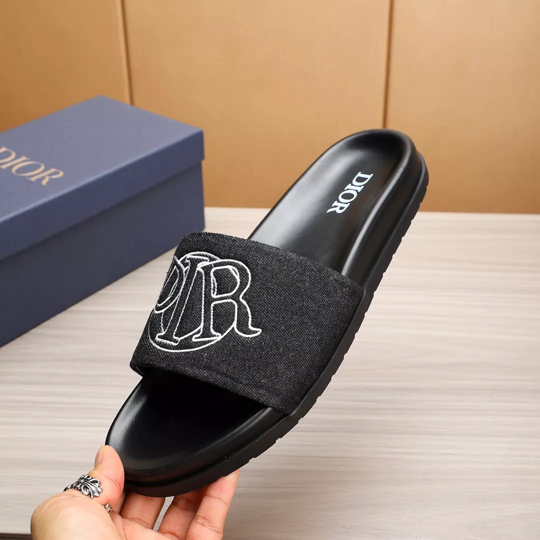 Christian Dior Slippers For Men Practical 684