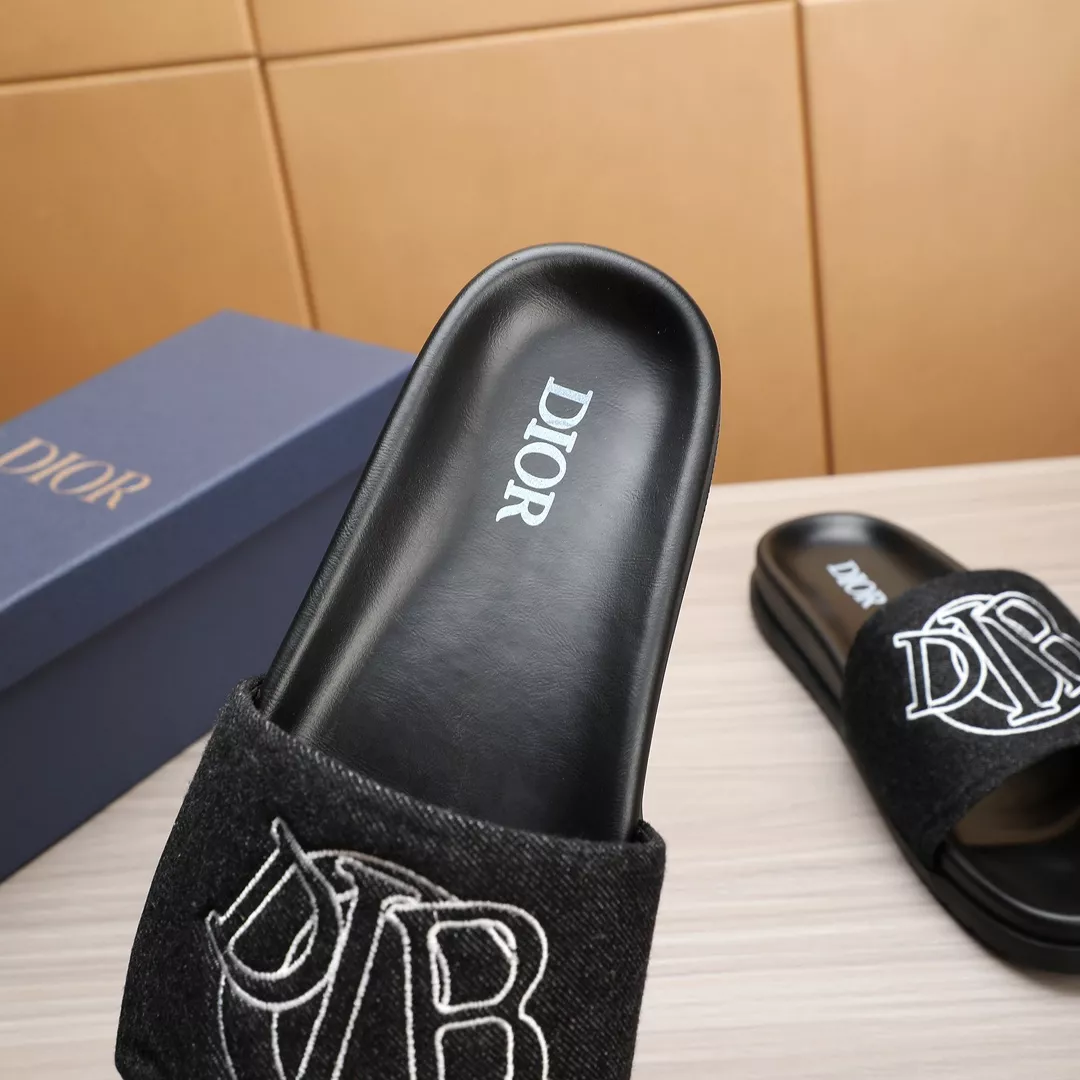 Christian Dior Slippers For Men Practical 684