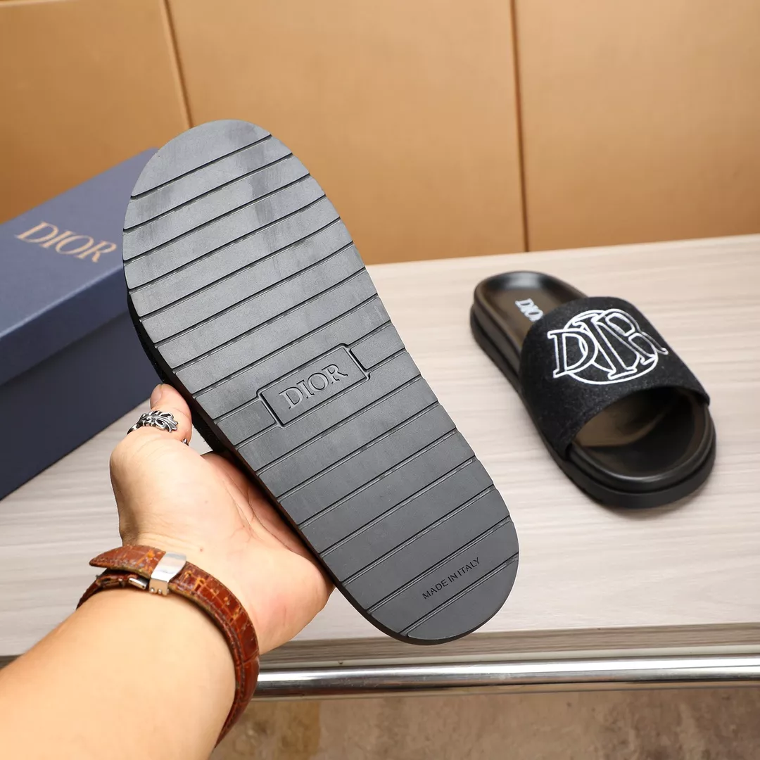 Christian Dior Slippers For Men Practical 684