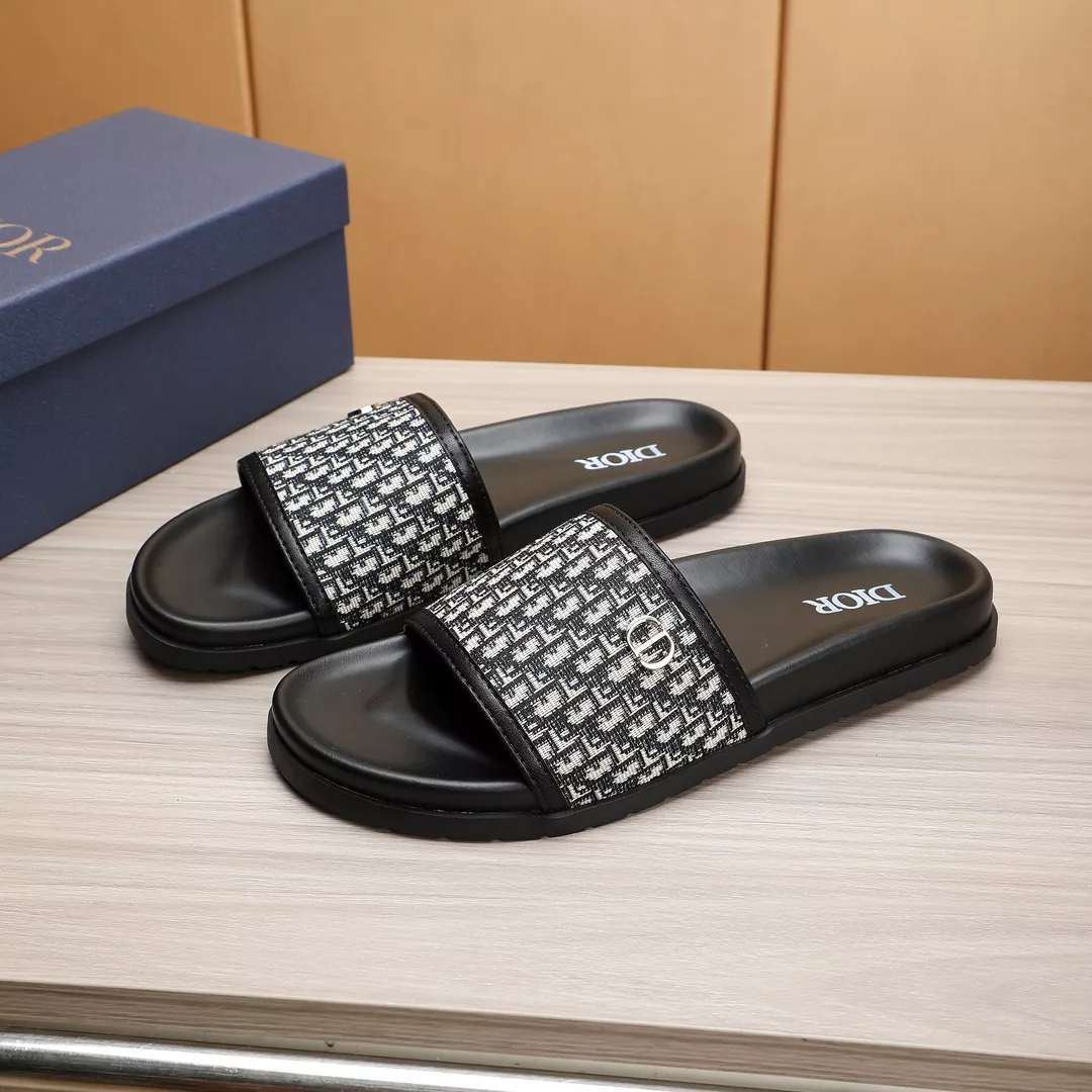 Christian Dior Slippers For Men Reliable 6808
