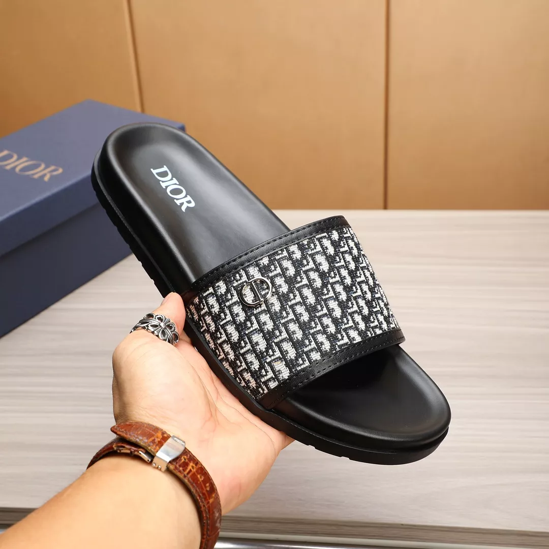 Christian Dior Slippers For Men Reliable 6808