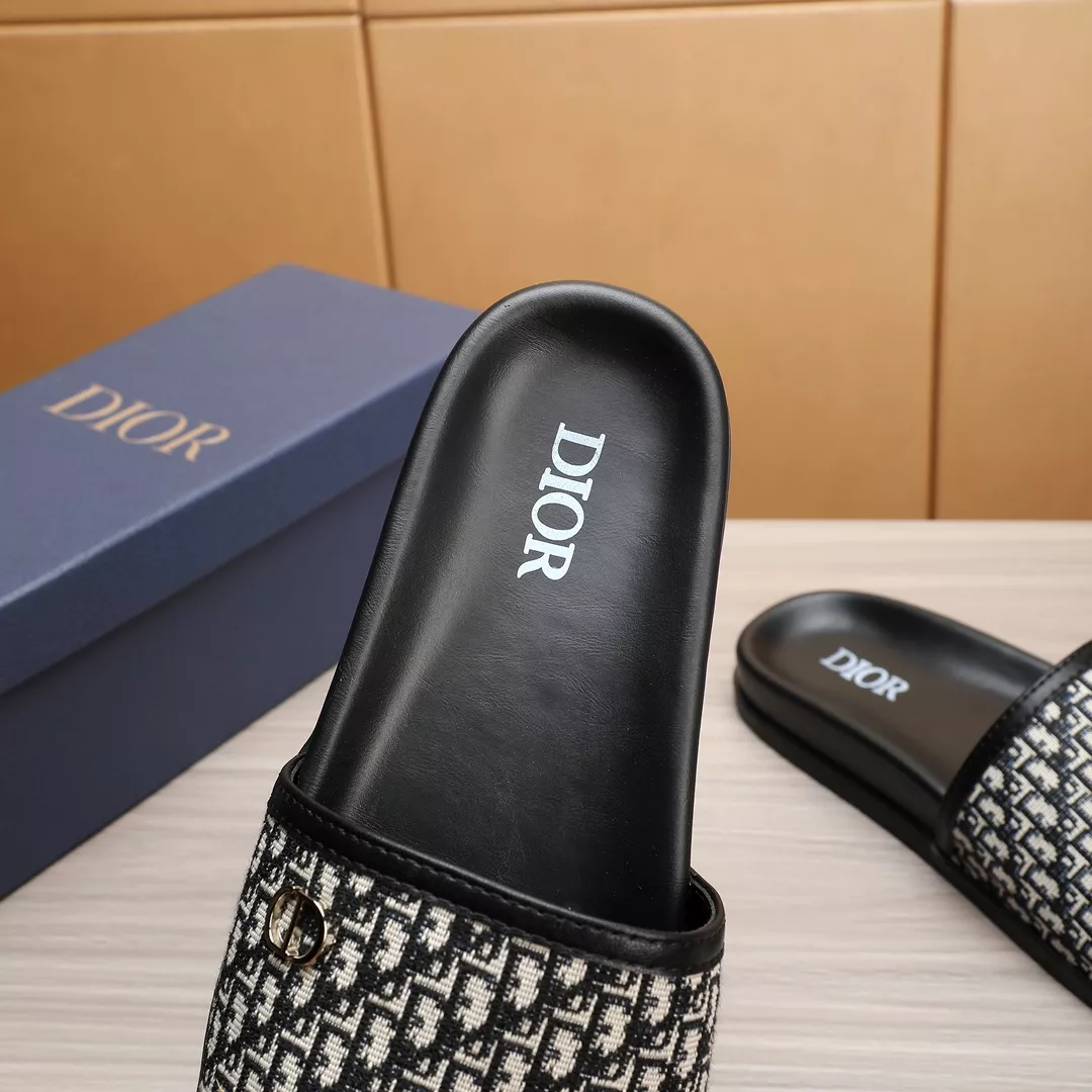 Christian Dior Slippers For Men Reliable 6808