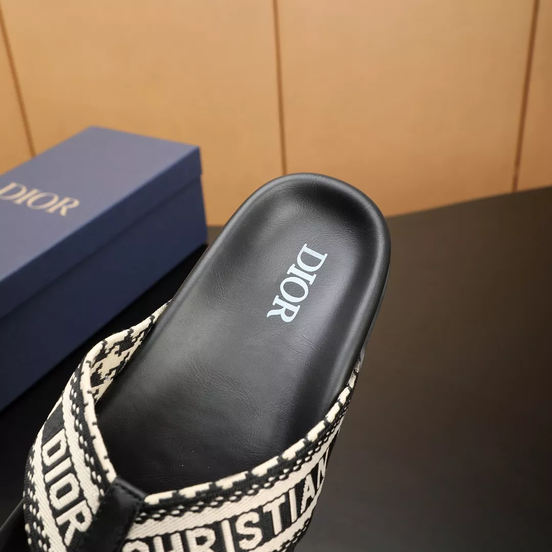 Christian Dior Slippers For Men UrbanStyle 397