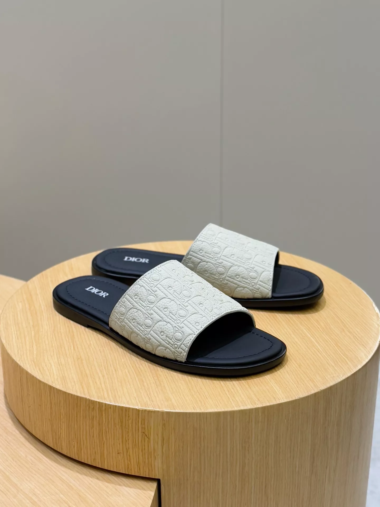 Christian Dior Slippers For Men WellDesigned 7835