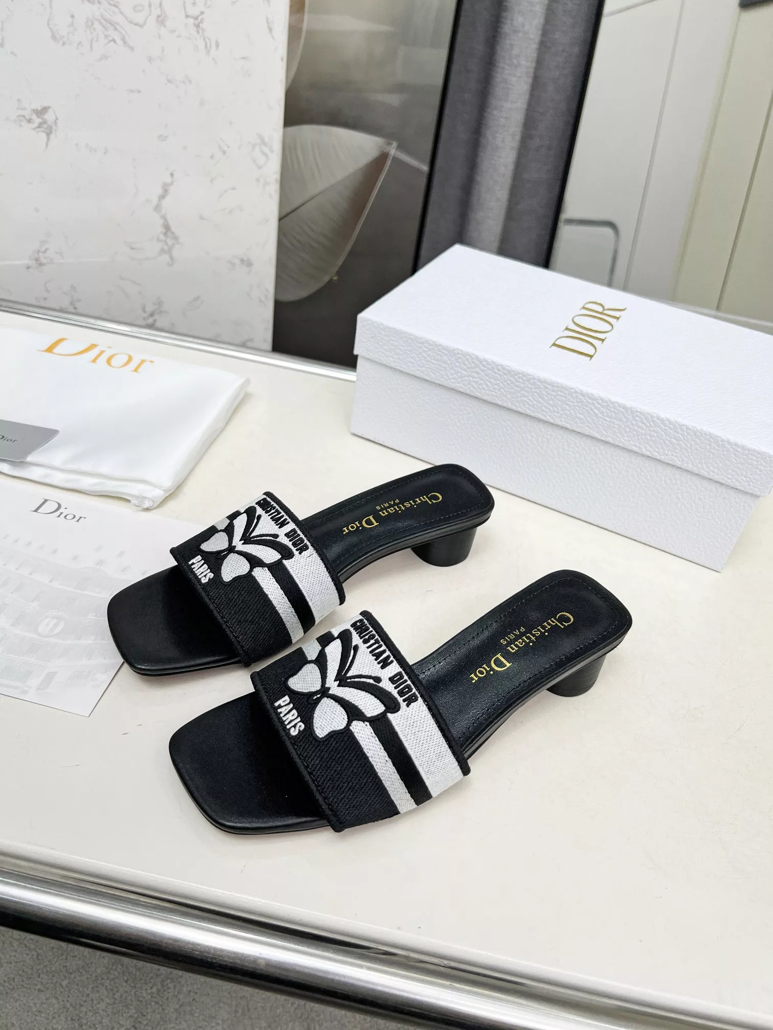 Christian Dior Slippers For Women Affordable 6802
