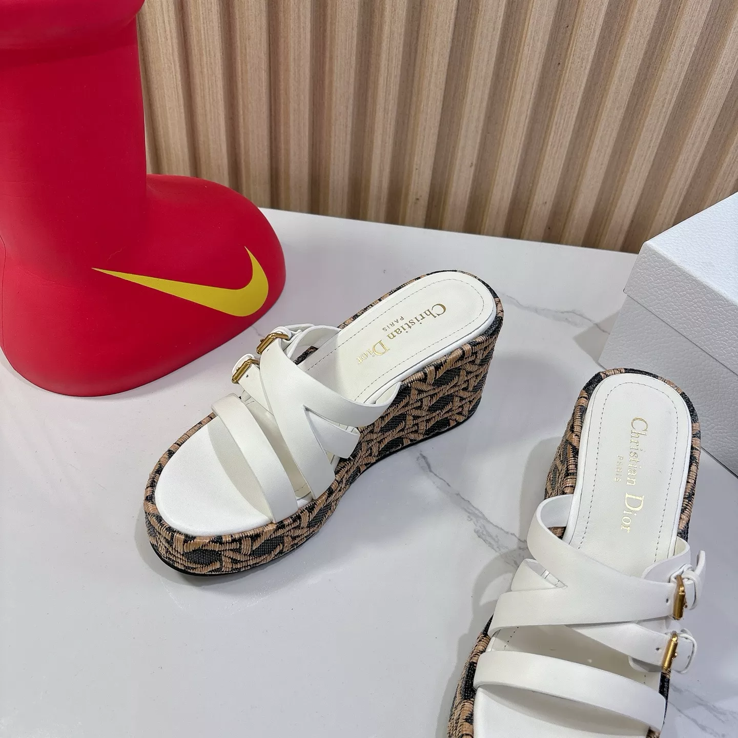 Christian Dior Slippers For Women AllSeason 1217