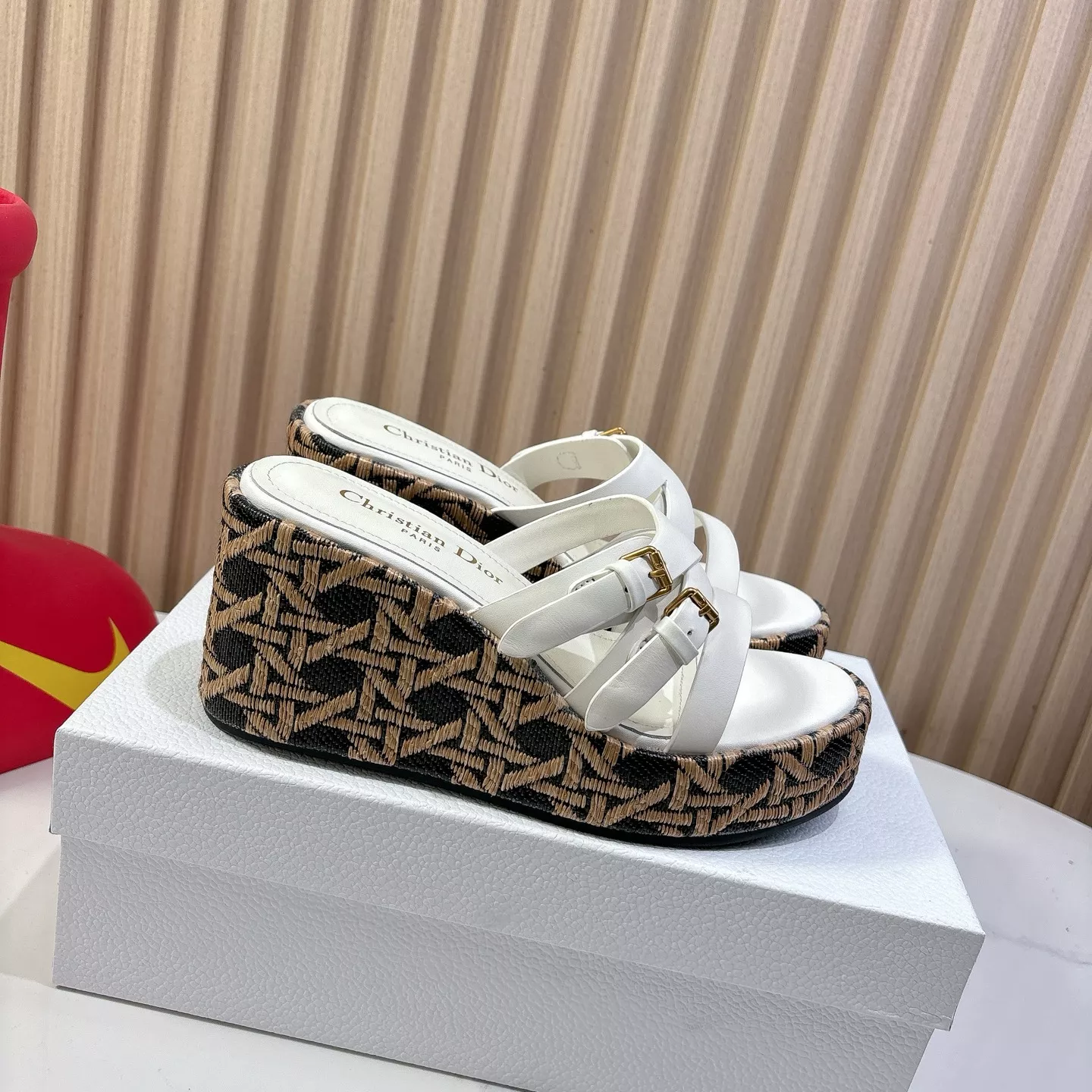 Christian Dior Slippers For Women AllSeason 1217