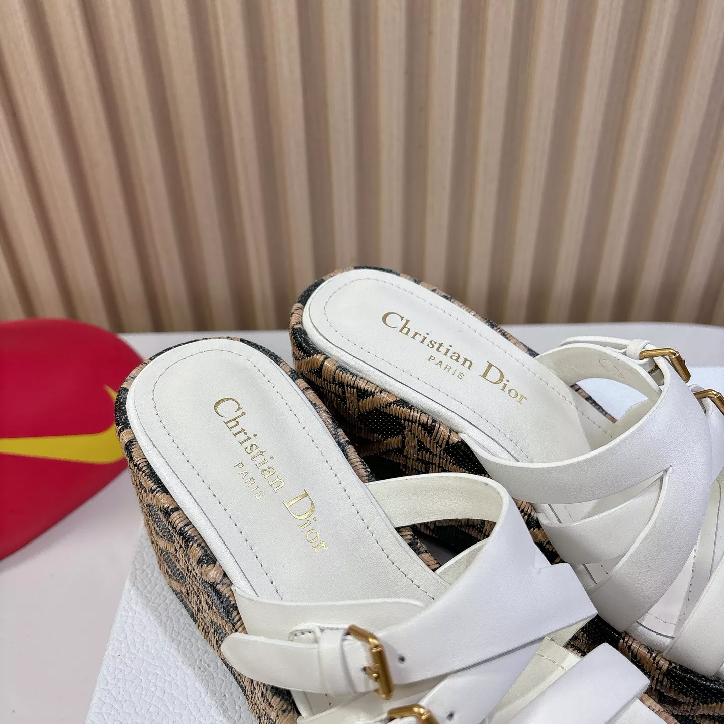 Christian Dior Slippers For Women AllSeason 1217