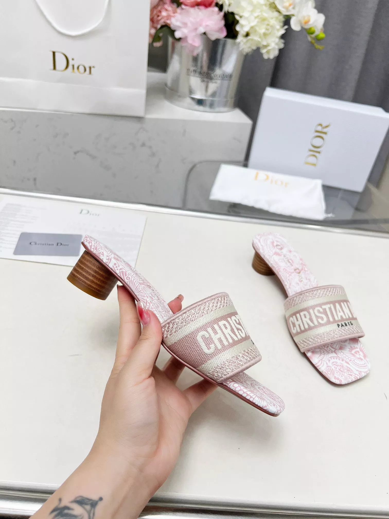 Christian Dior Slippers For Women Bold 4967