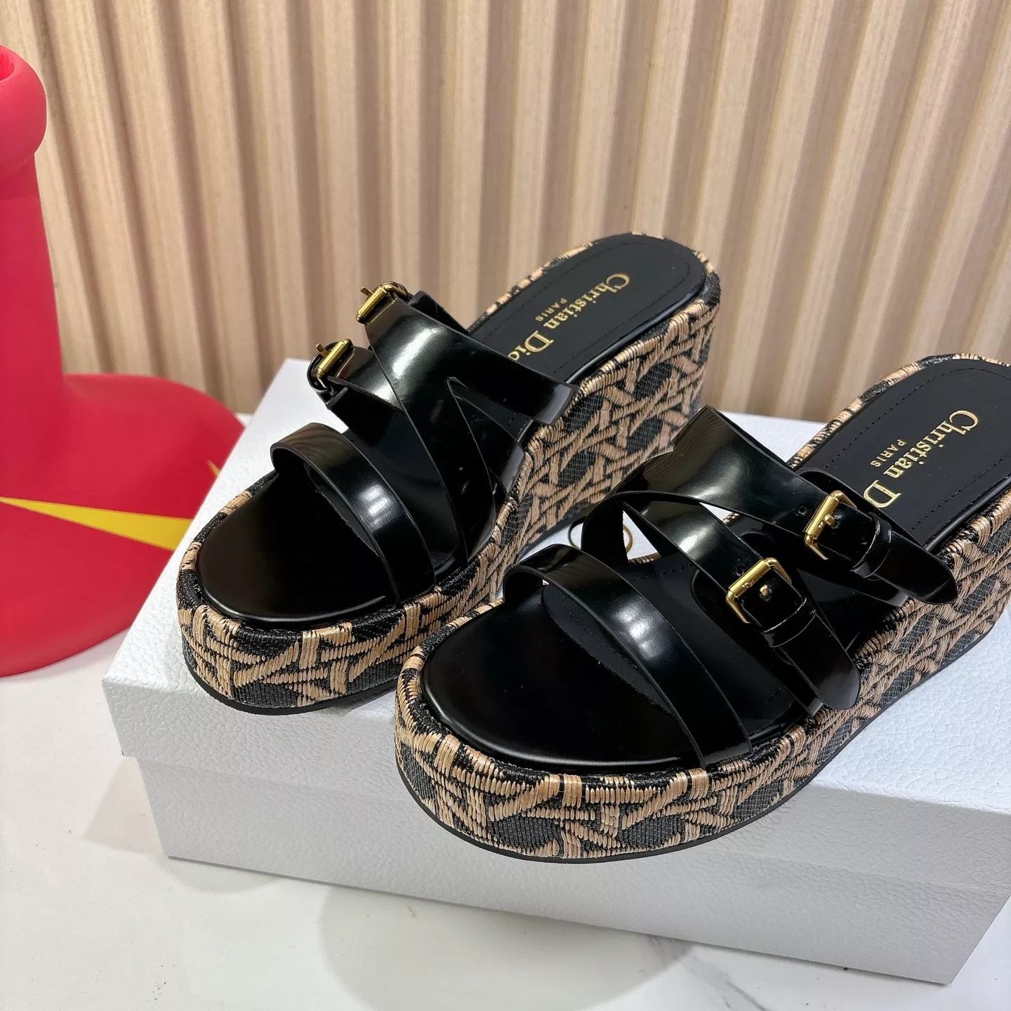 Christian Dior Slippers For Women Bold 7650