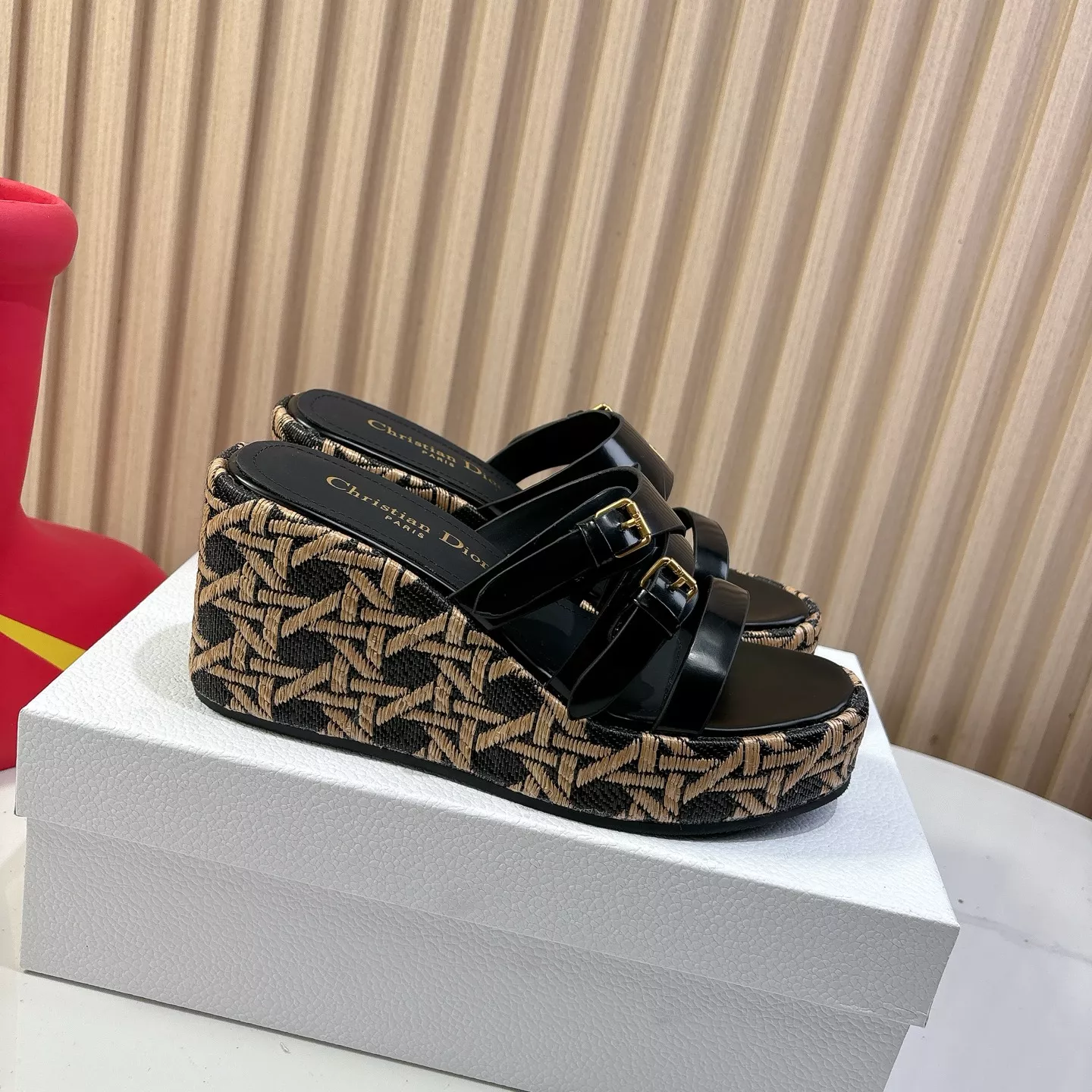 Christian Dior Slippers For Women Bold 7650